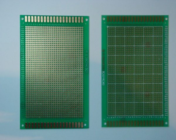 PCB 15×9 cm2 FR-4 With Green Musk