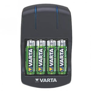 VARTA PLUG CHARGER EU WITH 4X AA 2100MAH